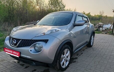 Nissan Juke II, 2011 год, 865 000 рублей, 2 фотография