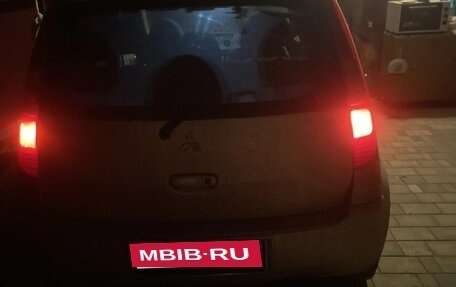 Mitsubishi Colt VI рестайлинг, 2004 год, 285 000 рублей, 5 фотография