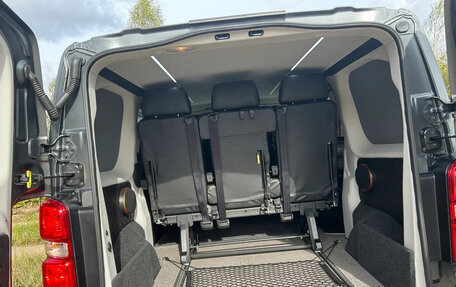 Peugeot Expert, 2022 год, 2 600 000 рублей, 9 фотография