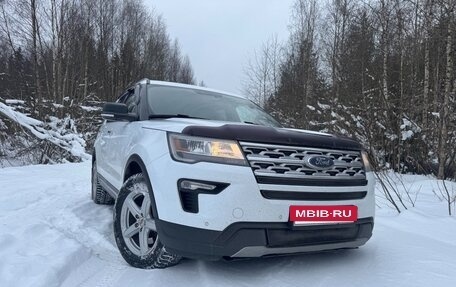 Ford Explorer VI, 2018 год, 2 900 000 рублей, 2 фотография