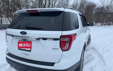 Ford Explorer VI, 2018 год, 2 900 000 рублей, 3 фотография