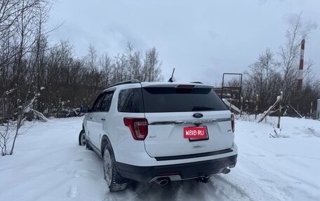 Ford Explorer VI, 2018 год, 2 900 000 рублей, 4 фотография