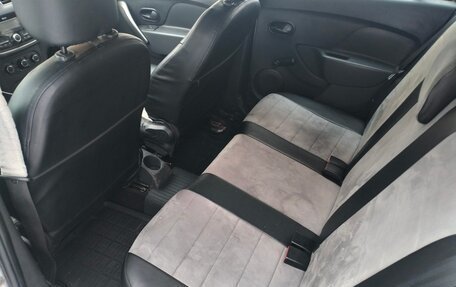 Renault Sandero II рестайлинг, 2017 год, 850 000 рублей, 5 фотография