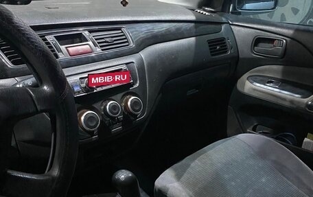 Mitsubishi Lancer IX, 2004 год, 205 000 рублей, 8 фотография