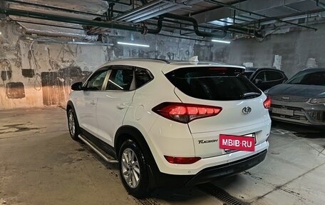 Hyundai Tucson III, 2018 год, 2 300 000 рублей, 6 фотография