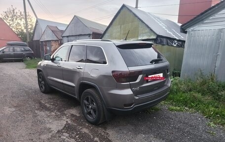 Jeep Grand Cherokee, 2012 год, 1 780 000 рублей, 3 фотография