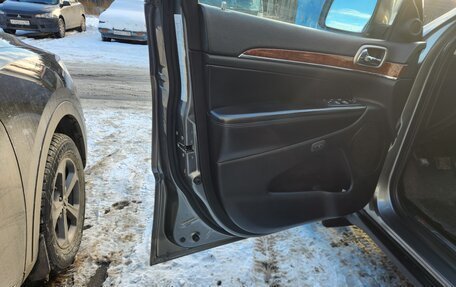 Jeep Grand Cherokee, 2012 год, 1 780 000 рублей, 13 фотография