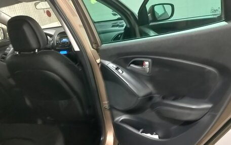 Hyundai ix35 I рестайлинг, 2014 год, 1 700 000 рублей, 13 фотография