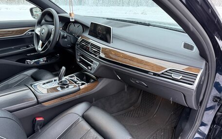 BMW 7 серия, 2015 год, 3 295 000 рублей, 25 фотография