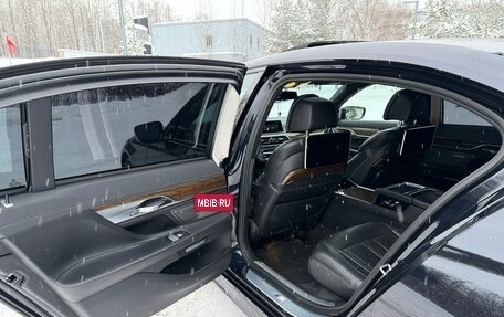 BMW 7 серия, 2015 год, 3 295 000 рублей, 12 фотография