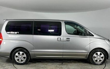 Hyundai Grand Starex Grand Starex I рестайлинг 2, 2012 год, 1 583 000 рублей, 4 фотография