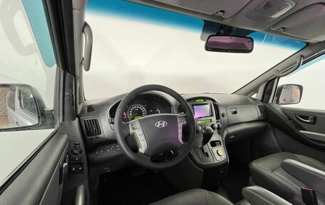 Hyundai Grand Starex Grand Starex I рестайлинг 2, 2012 год, 1 583 000 рублей, 20 фотография