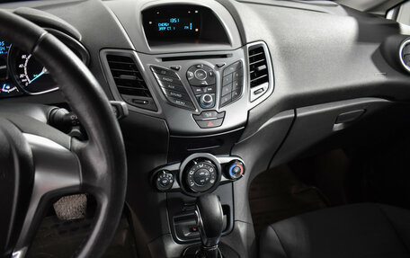 Ford Fiesta, 2017 год, 899 000 рублей, 18 фотография