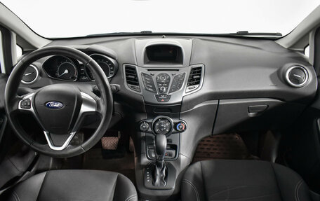 Ford Fiesta, 2017 год, 899 000 рублей, 13 фотография