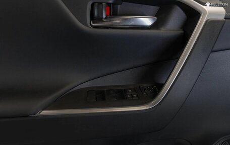 Toyota RAV4, 2025 год, 4 200 000 рублей, 15 фотография