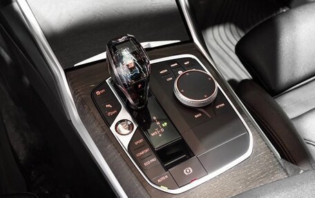 BMW 3 серия, 2019 год, 3 400 000 рублей, 11 фотография