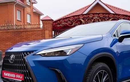 Lexus NX, 2022 год, 5 750 000 рублей, 7 фотография