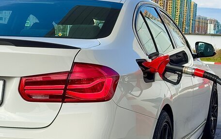 BMW 3 серия, 2016 год, 2 400 000 рублей, 2 фотография