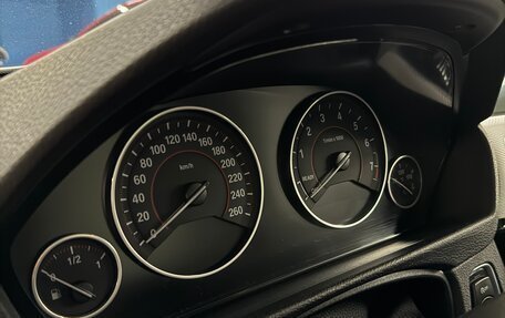 BMW 3 серия, 2016 год, 2 400 000 рублей, 9 фотография