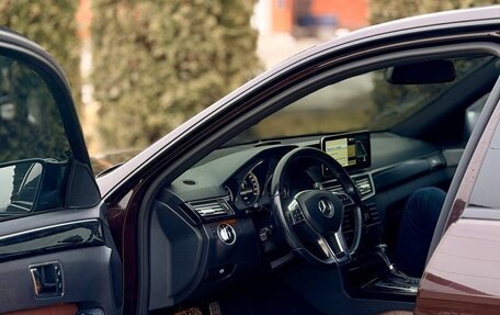 Mercedes-Benz E-Класс, 2010 год, 1 100 000 рублей, 8 фотография