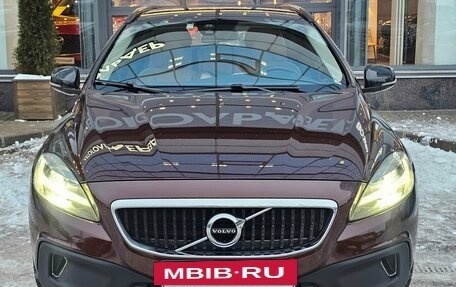 Volvo V40 Cross Country I, 2019 год, 2 200 000 рублей, 2 фотография