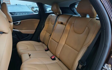 Volvo V40 Cross Country I, 2019 год, 2 200 000 рублей, 18 фотография