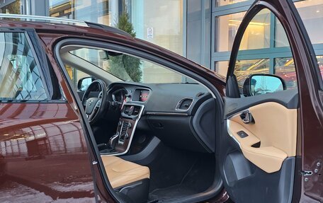 Volvo V40 Cross Country I, 2019 год, 2 200 000 рублей, 21 фотография