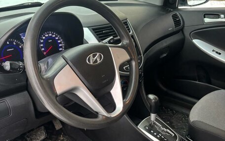 Hyundai Solaris II рестайлинг, 2013 год, 715 000 рублей, 8 фотография