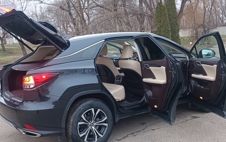 Lexus RX IV рестайлинг, 2019 год, 5 500 000 рублей, 9 фотография