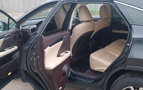 Lexus RX IV рестайлинг, 2019 год, 5 500 000 рублей, 16 фотография