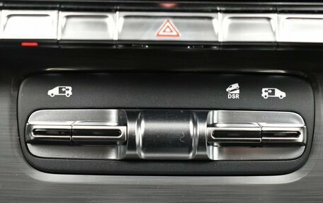 Mercedes-Benz V-Класс, 2025 год, 14 590 000 рублей, 24 фотография