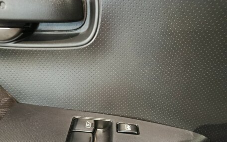 Nissan Note II рестайлинг, 2007 год, 400 000 рублей, 11 фотография