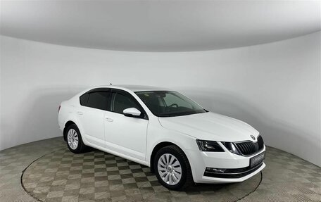 Skoda Octavia, 2019 год, 1 920 000 рублей, 3 фотография