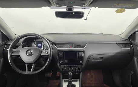 Skoda Octavia, 2019 год, 1 920 000 рублей, 13 фотография