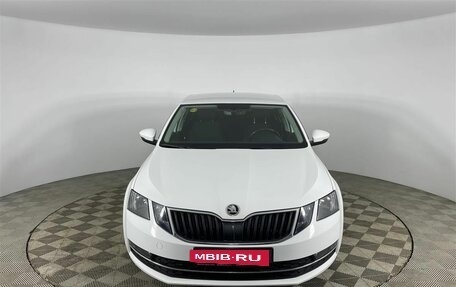 Skoda Octavia, 2019 год, 1 920 000 рублей, 2 фотография