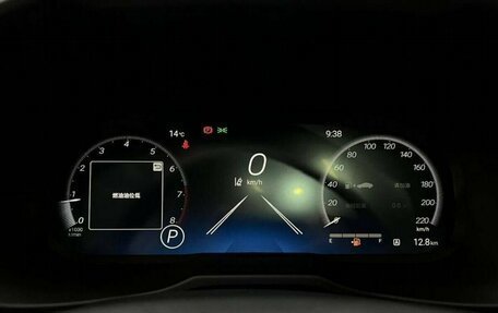 Toyota RAV4, 2025 год, 4 179 000 рублей, 15 фотография