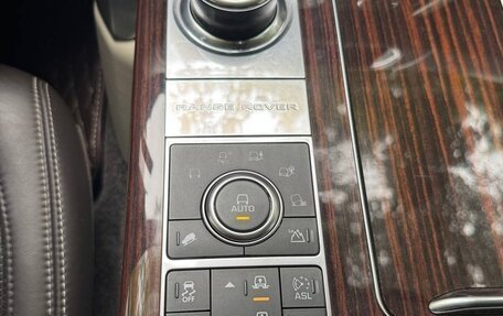 Land Rover Range Rover IV рестайлинг, 2016 год, 4 150 000 рублей, 8 фотография