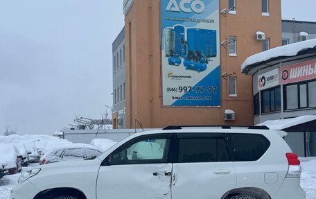 Toyota Land Cruiser Prado 150 рестайлинг 2, 2010 год, 2 020 000 рублей, 4 фотография