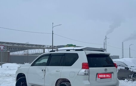 Toyota Land Cruiser Prado 150 рестайлинг 2, 2010 год, 2 020 000 рублей, 5 фотография