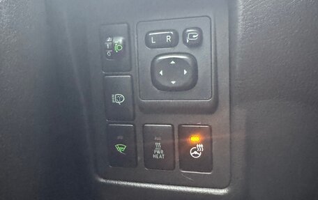 Toyota Land Cruiser Prado 150 рестайлинг 2, 2010 год, 2 020 000 рублей, 20 фотография