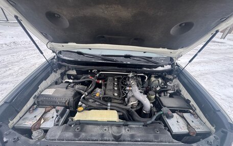 Toyota Land Cruiser Prado 150 рестайлинг 2, 2010 год, 2 020 000 рублей, 21 фотография