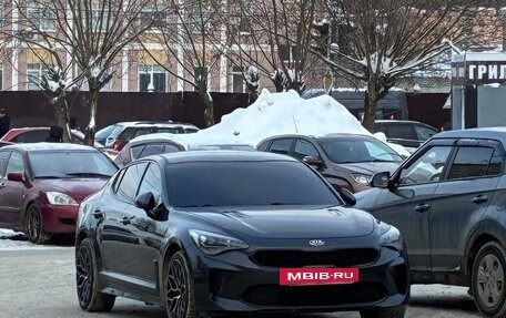 KIA Stinger I, 2018 год, 2 400 000 рублей, 2 фотография