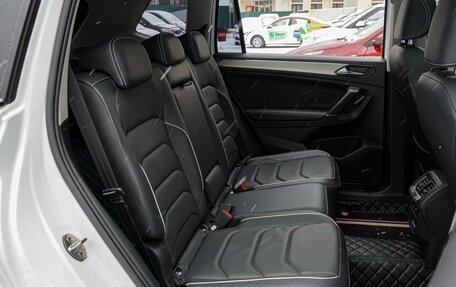 Volkswagen Tiguan II, 2020 год, 3 798 000 рублей, 7 фотография