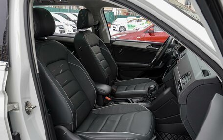 Volkswagen Tiguan II, 2020 год, 3 798 000 рублей, 8 фотография