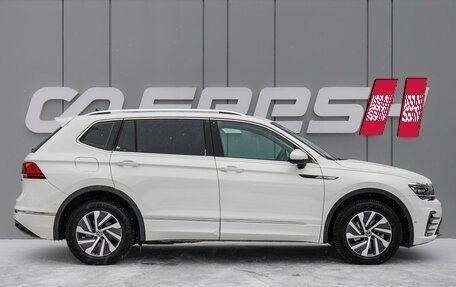 Volkswagen Tiguan II, 2020 год, 3 798 000 рублей, 5 фотография