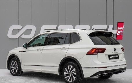 Volkswagen Tiguan II, 2020 год, 3 798 000 рублей, 2 фотография