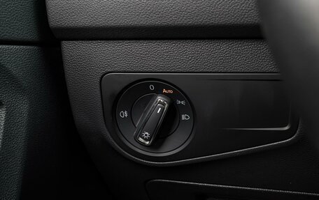 Volkswagen Tiguan II, 2020 год, 3 798 000 рублей, 20 фотография