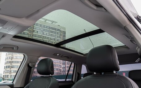 Volkswagen Tiguan II, 2020 год, 3 798 000 рублей, 12 фотография