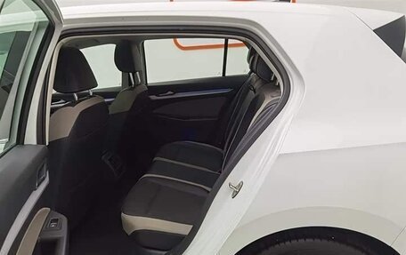 Volkswagen Golf VIII, 2021 год, 1 600 000 рублей, 9 фотография