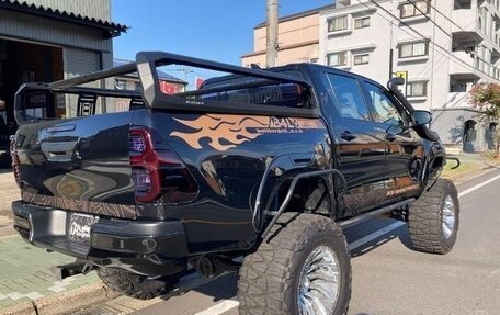 Toyota Hilux VIII, 2023 год, 7 500 000 рублей, 6 фотография